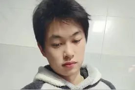 马上过年了，这小子又开始上才艺了，带字的水饺都安排起来了，还说寓意好颜值高，特别简单一学就会，你们学会了吗？视频封面
