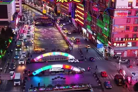 康定是四川省甘孜藏族自治州下辖的县级市 也是甘孜州州府，有“藏卫通衢”“川藏要冲"之称     #创作灵感 #康定 #康定夜景 #旅行推荐官