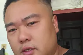 青海女教师带头巾上课引发争议。#教育 #宗教 #喜欢的点个赞点个关注视频封面