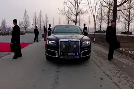 元帅的座驾，黄金的象征；俄罗斯豪华汽车“奥鲁斯”，承载荣耀视频封面