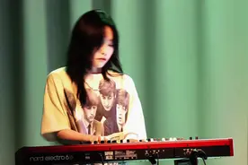 亲爱的小小怪下士：不用太着急去否定一些东西视频封面