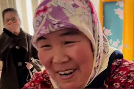 是她的节日，也是你的节日；是你的心意，也是我的心意。属于母亲的日子很多，多得看不见尽头；属于母亲的节日很少，少得就像白天的星辰。以至我总是忘记，或者，我更习惯于给她偶然的惊喜。这个特别的日子，特别的你送上这份特别的礼物，也许，这才是最大的惊喜。#宁夏牧飒视频封面