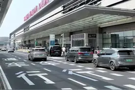 上海虹桥站快速进站通道！不用排队快速进站，人少不拥挤！#上海 #周边游 #魔都 #虹桥火车站视频封面