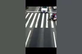 #救人瞬间 #感动故事正能量视频封面