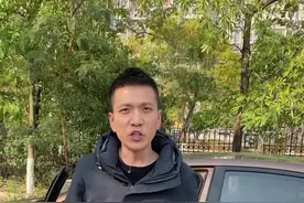 遇到红绿灯路口，如何做到一路畅通。#高德地图红绿灯AI领航 #高德红绿灯 #红绿灯领航 #带你懂车 #新手上路视频封面