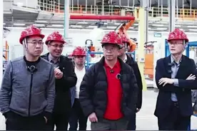 哪吒汽车的结局红衣大叔早就暗示过#哪吒汽车 #周鸿祎 #张勇