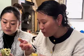 榆树钱、褚不揪，一口吃下春天的味道！#记录真实生活 #榆钱窝窝头 #春天的味道 #农村美食 #申聪妈妈视频封面