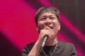 大合唱时间 #讲不出再见 #dj #嗨翻全场视频封面