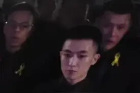 #何子臣 听说他的出现，恰好填满了女人对理想伴侣的所有期待#气场全开 #男神 #不会飞的肥肥