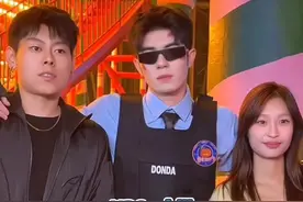 NPC：小样～让你们亲到算我输！#天津欢乐谷#情侣#NPC#万万没想到视频封面