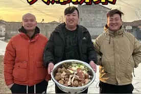 大席折菜～小时候的味道，有想吃的不……#农村生活 #我的乡村生活 #美食 #搞笑视频封面