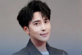 38岁知名男演员结婚，扎西顿珠微博官宣，人生新副本开启！