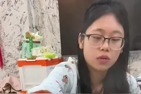 人生最大的开心快乐就是一家人，能够其乐融融的在一起幸福！#内容过于真实 #记录真实生活 #您养我长大我陪您到老 #传递善良传递爱 #孝道 @QQ很茫 @曹主管视频封面