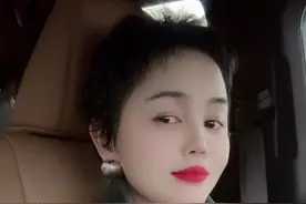 谢谢一直关心和爱我的人，在这一年里，经历了很多也收获了很多，最近很忙，视频才刚做完，就在今天过年这一天完美收官啦，是幸福的是开心的是好运的，祝福大家新的一年心想事成、合家平安、身体健康#诸事顺利