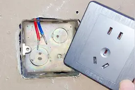 电线短的可怜，你想接插座根本不可能，教你一招，老电工都这样干视频封面