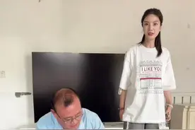 第一次见老丈人喝多了，发这么大的脾气，搞得我好尴尬....#一定要看到最后 #我的农村生活 #万万没想到视频封面