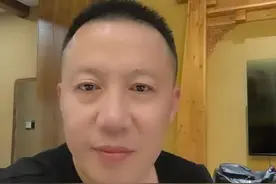 “同志，你好！”，别小看陌生人之间的一声称呼，背后就是社会风气走向平等与拥抱共同理想的开始！社会风气就是一个政府管理能力的体现，良好的的社会风气就是需要国家建设与引导，支持同志称呼回归！#西湖先声 #同志你好
