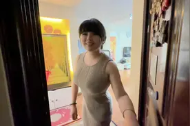 小姐姐听错了，差点误会 钢琴调律师上门调琴vlog#钢琴调律 #钢琴调音师 #我心永恒#vlog日常 #生活必备平价好物视频封面