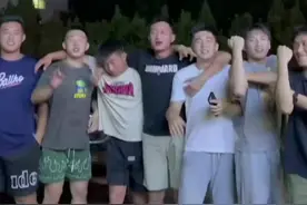 原来不是男生不爱拍照，而是拍照的都是想一直记住的。#男生拍照 #拍照 #合影视频封面