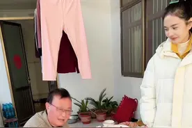 老丈人喝多了耍酒疯，原来是为了要点零花钱 #不按套路出牌 #意想不到的结局 #我的乡村生活 #ai做歌帮我赚了100万视频封面