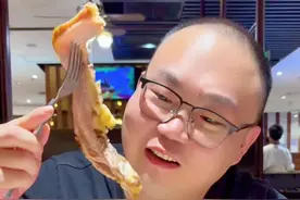 巴西烤肉自助狂炫4个小时，吃到后厨下班是一种什么体验#抖音美食推荐官 #自助餐 #巴西烤肉自助餐 #饭德彪 #万物皆可种草搜