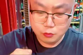 今带兄弟们看看名人开的店什么样，据说浪费粮食要下井@演员王双宝 #饭德彪 #地方特色美食 #西安 #抖音美食推荐官 #万物皆可种草搜视频封面