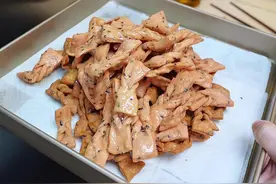 香脆可口的南乳咸蛋散，简单到可以和小朋友一起操作的年货，好吃不腻#年货#咸蛋散#备年货 #过年美食 #过年吃出好运来视频封面
