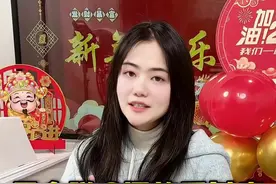 #移调 #即兴伴奏 不会弹黑键的同学可以看看，今天三步教会大家弹不同的调 #钢琴 #零基础教学 #钢琴简谱