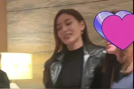 35岁的何佩瑜，大家是否还记得初代宅男女神么？？？#何佩瑜 #宅男 #完美身材 #经典港片 #内容启发搜索视频封面