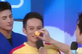 我小时候笑点低不是没有原因的！ #李维嘉 #何炅 #综艺名场面 #考古 #搞笑视频封面