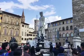 佛罗伦萨，欧洲文艺复兴的发祥地，歌剧的诞生地。花之圣母大教堂视频封面