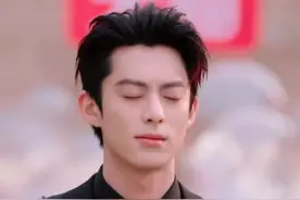 #王鹤棣颜值分组秒蹲 河堤：犹豫一秒算我输#王鹤棣