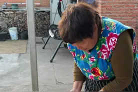 #上热门 #2024新农人计划 #抖音乡村生活家  油滋拉菜团子，你能吃几个😇