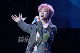 #梓渝 《此生不换》舞台直拍～全场大合唱！#2025Z纪元银河左岸音乐节 #银河左岸音乐节