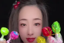 苹果味的棒棒糖 #食物界有自己的BGM #内容启发搜索  #浅尝一口春天的味道 #晒出我的春日美食 #美食版旋转相册卡点