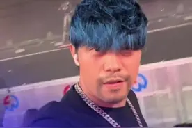 近日，“山寨杰伦”黑伦现身周杰伦演唱会，TVB演员杨证桦在场当保安维持秩序。