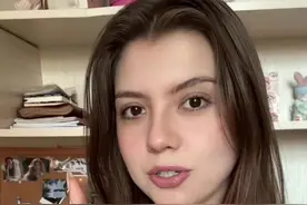 外国人要拿中国绿卡可没那么简单😭这些条件可都只是入门门槛！#中国绿卡是全球最难拿的 #绿卡 #外国人在中国 #外国人说中文视频封面
