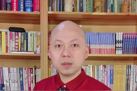 朋友家的孩子正在找对象，摆在他面前的有两个女孩子，一个长得很漂亮，另一个长得很普通。这个男孩想选长得漂亮的，我告诉他不要选，因为守不住。#找对象的标准 #谈恋爱 #找对象要找什么样的人