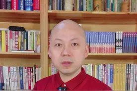 朋友家的孩子正在找对象，摆在他面前的有两个女孩子，一个长得很漂亮，另一个长得很普通。这个男孩想选长得漂亮的，我告诉他不要选，因为守不住。#找对象的标准 #谈恋爱 #找对象要找什么样的人视频封面
