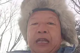 #狼搭肩视频封面