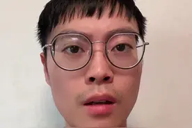 泡泡玛特市值突破3000亿元，跻身港股40强，登顶全球玩具上市公司第一名！#泡泡玛特 #玩具 #财经 #拉布布