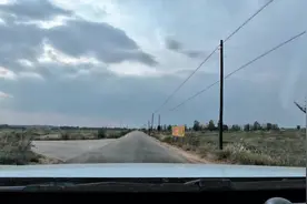 从陕西榆林靖边自驾到宁夏吴忠盐池走乡村道路的感觉真的很棒