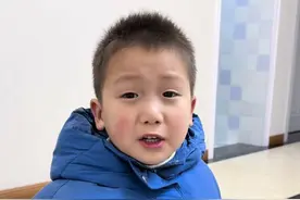 过年的待客任务就交给黄毛了#人类幼崽的迷惑行为大赏 #童言童语 #萌娃日常视频封面