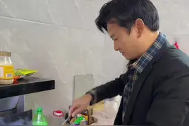 一年有三百六十五个日出，我送你三百六十五个祝福，祝福你身体健康平平安安视频封面