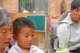 每次让妮娃锻炼，妮娃就找各种理由推脱，老表也是很无奈！ #新农人计划2025 #抖音记录农村生活 #我的乡村生活 #农村生活 #记录真实农村生活