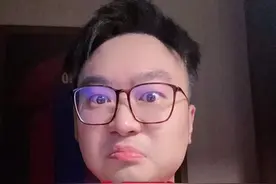 中国队神奇三分钟逆转巴林！！ 还得我大姨啊！牛笔！！！中国第一神锋！！#国足客战巴林 #国足 #世预赛 #抖音足球 #dou来足球季视频封面