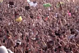 God is A Girl（上帝是个女孩）蹦迪神曲