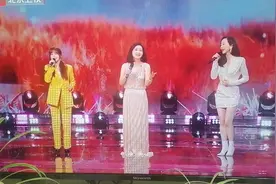 虚拟技术好棒，邓丽君上春晚视频封面