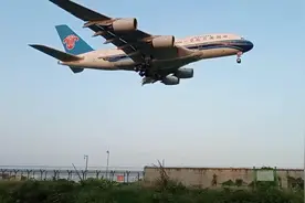 国航 空客A380 韩国首尔 执飞广州白云机场 三跑道#飞机降落视频封面