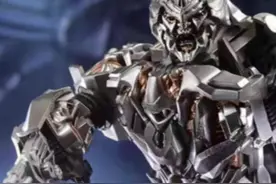 震天翼威震天变形过程 百微威震天#变形金刚 #模型 #男生礼物视频封面